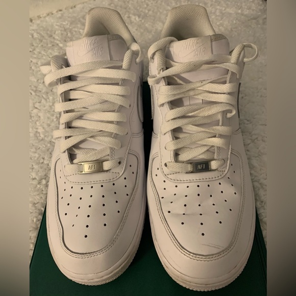 Nike Air Force 1 - Picture 1 of 9